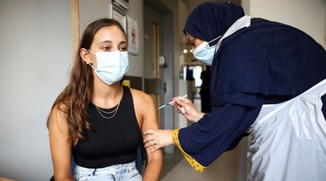 Covid-19, covid vaccine, covid vaccine flu shot, flu shot benefits