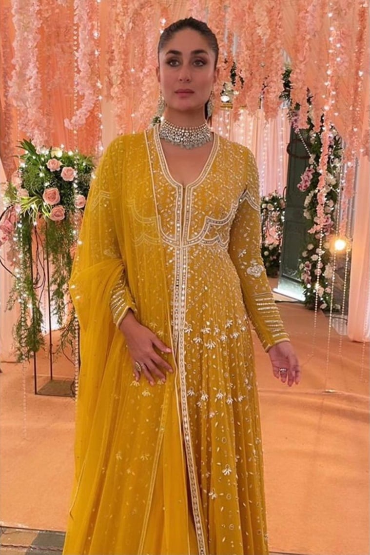 Navratri Colours 2021: Shehnaaz Gill, Hina Khan, Jasmin Bhasin And Other  Celebs Slay In Navratri Colors