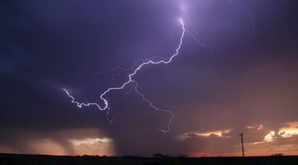 Fewer lightning strikes, but Maharashtra records more deaths than other  states: IITM scientist | Pune news