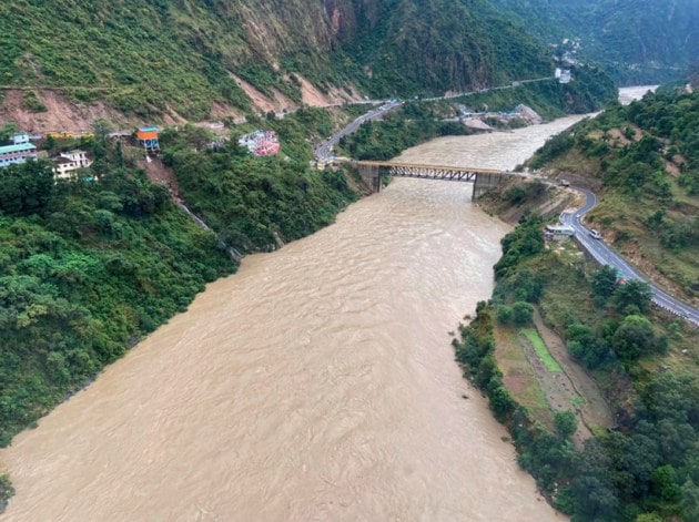 Uttarakhand, Uttarakhand rain, Nainital, Jim corbett, Uttarakhand floods. Rudrapur, Uttarakhand death toll, Dhami, Pushkar singh dhami, modi, Pithoragar, Dehradun, NDRF, Uttarakhand evacuation, Indian express, Indian express news, Uttarakhand news