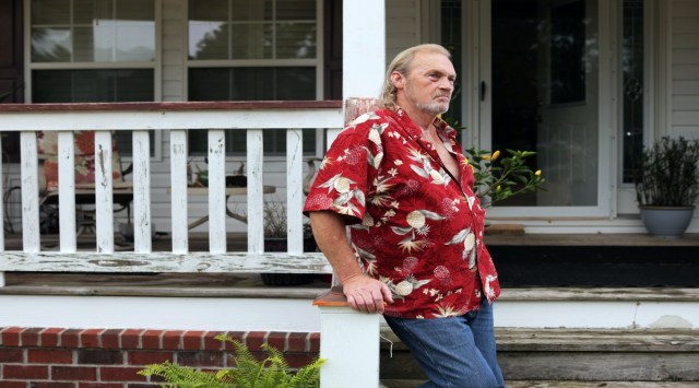 Curtis Edward Smith outside his home in Walterboro, S.C., on Sept. 4, 2021. (Travis Dove/The New York Times)