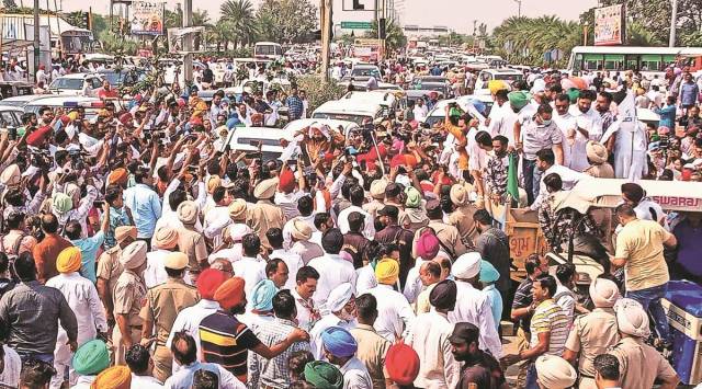 Navjot Singh Sidhu with supporters march to Lakhimpur Kheri district, from Mohali, Thursday. (PTI)