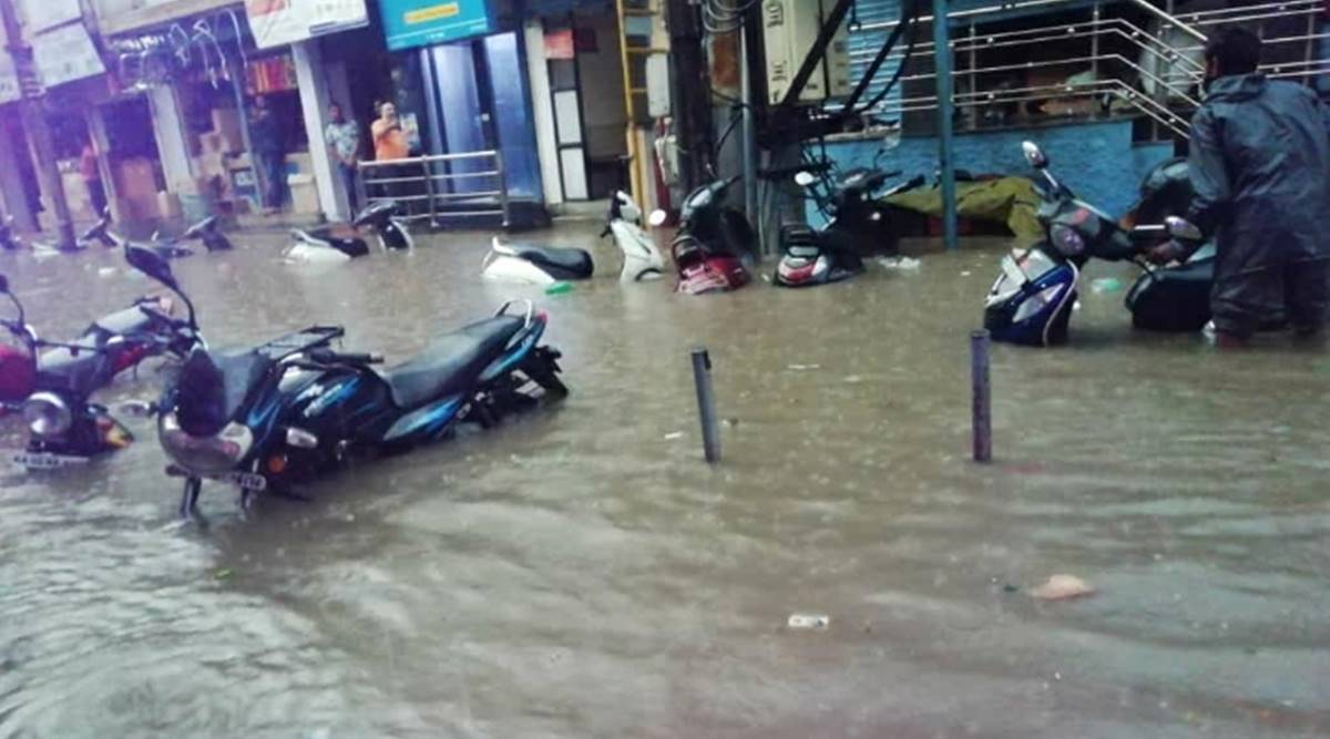 Bengaluru, Begaluru flood, CAG, CAG report, BBMP, CAG report on Bengaluru flooding, Bengaluru rains, Indian express, Indian express news, bengaluru news