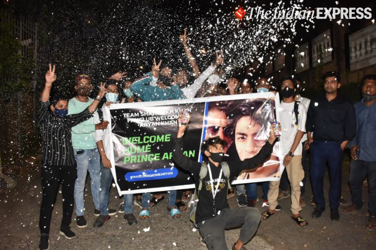 celebration at shah rukh khan house