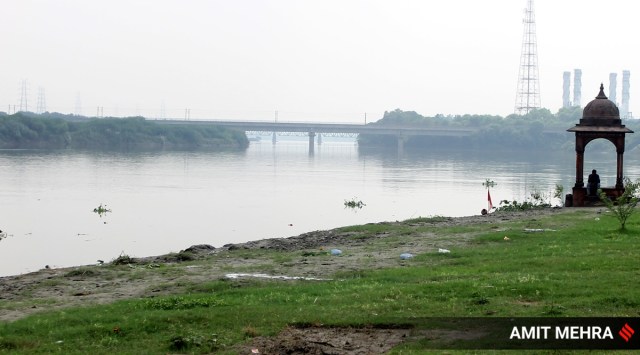 The banks of the Yamuna, near ITO in New Delhi Wednesday, Oct. 6, 2021.  (Express Photo: Amit Mehra)
