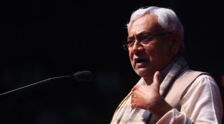 Targeted killing of Bihari migrants in Jammu and Kashmir matter of serious concern: Nitish Kumar
