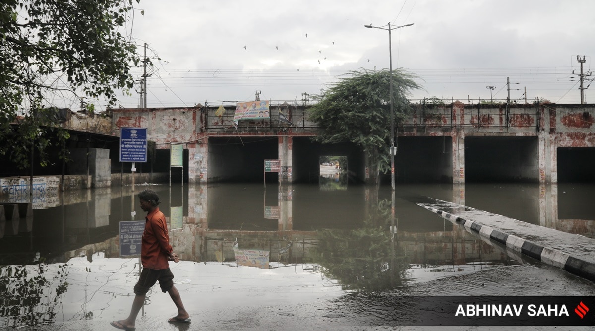 Delhi weather forecast Clear skies today; maximum temperature to touch