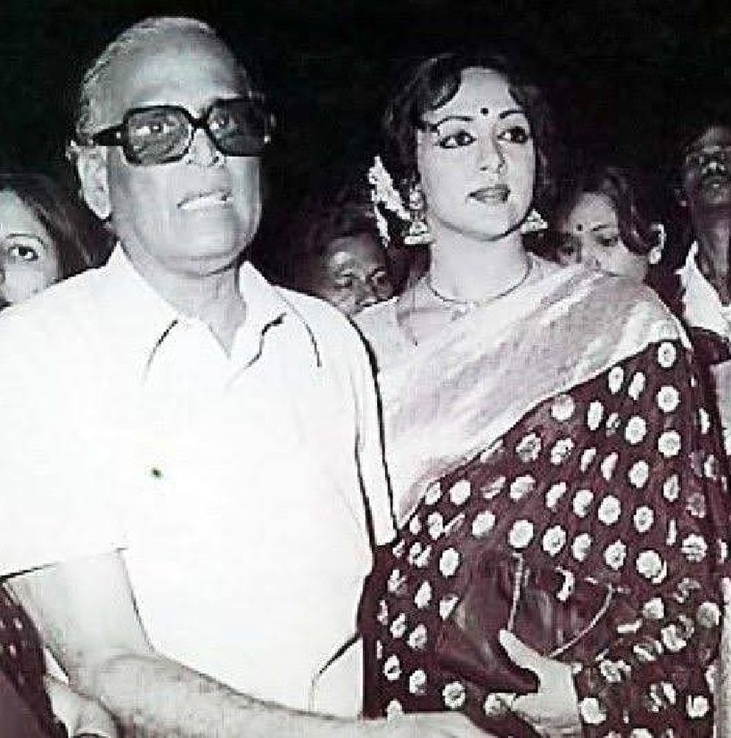 Hema Malini e famiglia