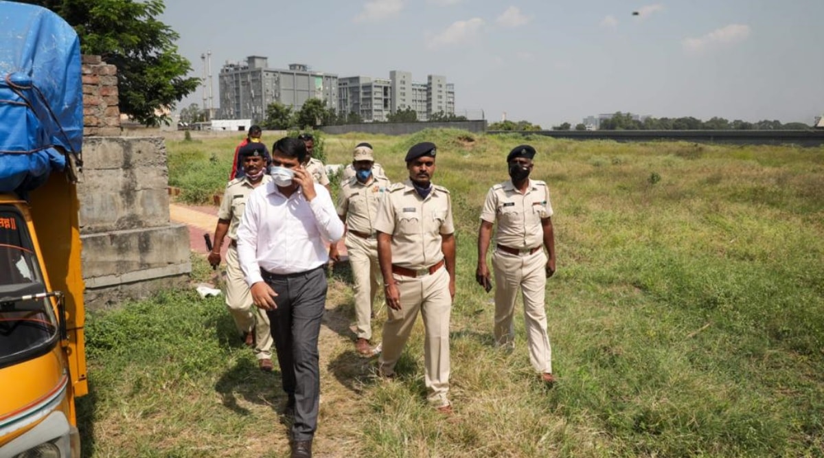 Hadapsar, Leopard, Leopard attack, rescue, rescue operation, pune, wildlife, wildlife news, forest department, maharashtra news