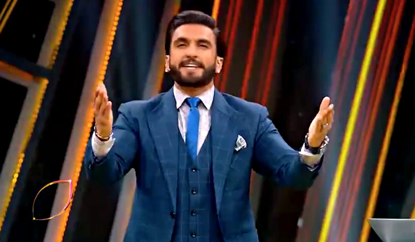 Ranveer Singh makes an electrifying entry in his TV debut The Big Picture.  Watch promo | Entertainment News,The Indian Express