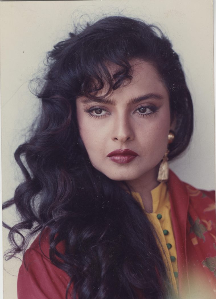 What Rekha said about growing up without dad Gemini Ganesan: 'My father  never noticed me..' | Bollywood News - The Indian Express