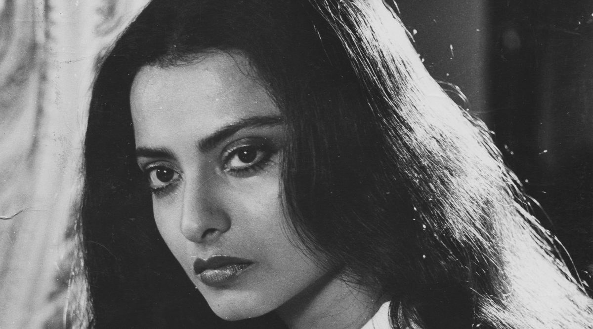 What Rekha said about growing up without dad Gemini Ganesan: 'My father  never noticed me..' | Bollywood News - The Indian Express