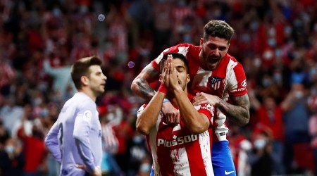 Atletico Madrid's Luis Suarez  celebrates scoring their second goal (Source: Reuters)