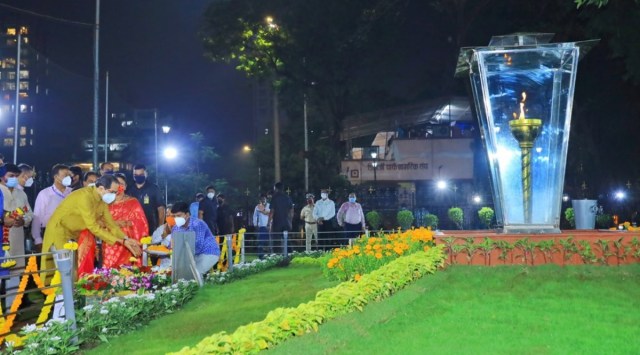 CM Uddhav Thackeray pays tribute to Sena founder Bal Thackeray, in Mumbai. (Twitter/OfficeofUT)