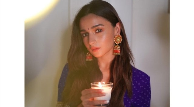 Alia looked mesmerizing in a royal blue lehenga set. (Source: Sabyasachi/Instagram)