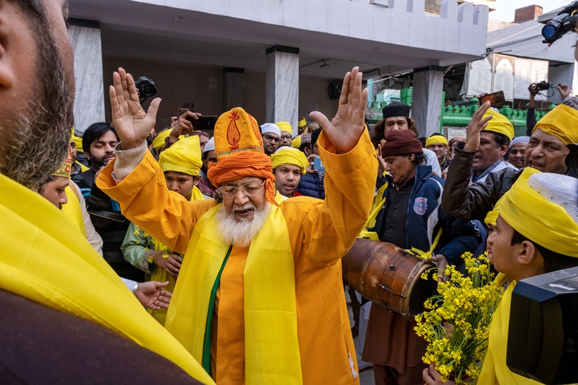 Yellow Sea of Devotion: Nizamuddin Dargah's Basant Panchami Celebrates 700-Year-Old Harmony