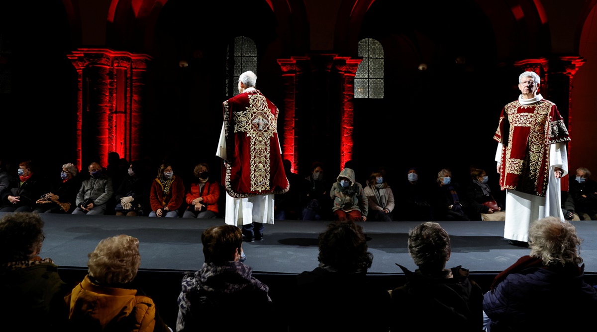 fordel dramatisk bekræft venligst Models pose in historic vestments for Belgian cathedral catwalk show |  Lifestyle News,The Indian Express