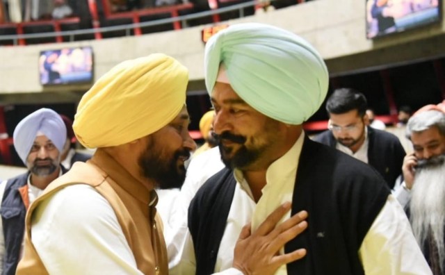 On Thursday in Vidhan Sabha,  MLA Jagtar Singh Hissowal crossed the floor of the House and joined the treasury benches while calling Chief Minister Charanjit Singh Channi an “aam aadmi”. 
(Express Photo)