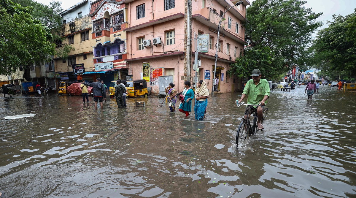 Red Alert In 16 Districts, Schools & Colleges Shut As Heavy Rains Lash ...