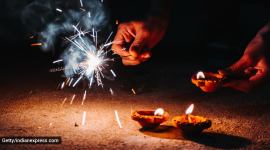 Diwali, Diwali celebrations, Diwali air pollution, how to take care of lung health during Diwali, Diwali pollution and lung problems, healthy Diwali, air pollution, indian express news