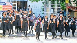 Gujarat government, Pravaasi Shikshak scheme, Pravaasi Shikshak, Gujarat news, visiting teachers, Gujarat visiting teachers scheme, teacher vacancies, teachers recruitment, Indian express, current affairs