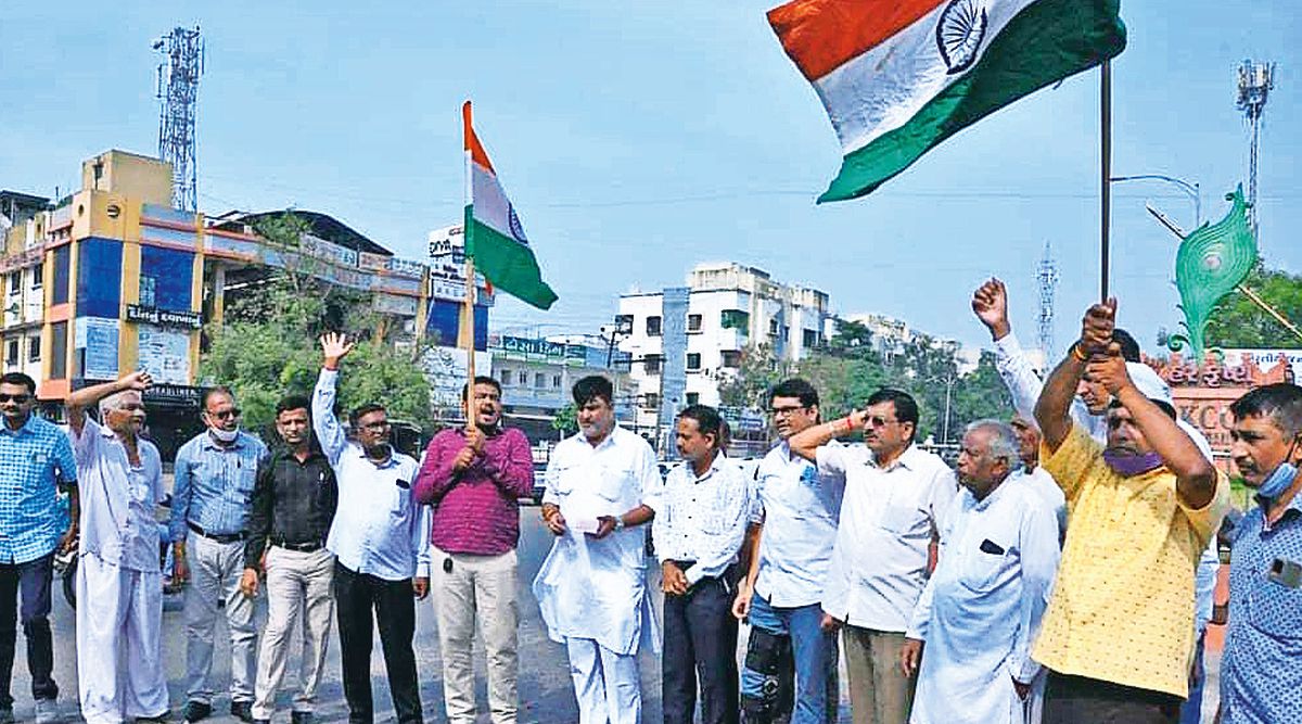 Gujarat news, Gujarat Opposition parties, Gujarat traders, Narendra Modi, Farm laws, Farm laws repealed, Modi repeals farm laws, Farmers protests, MSP demand, farm laws 2020, farm laws latest news, farm laws taken back, farm laws withdrawn, farm laws update Indian Express