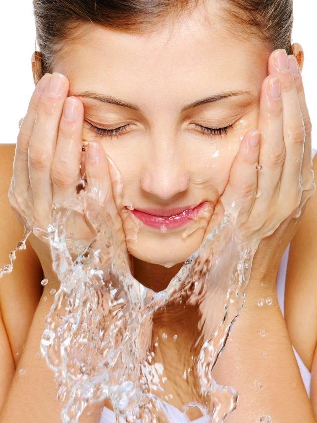 Heres Why You Should Wash Your Face With Cold Water The Indian Express