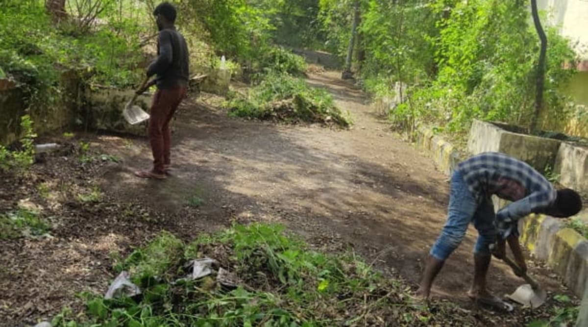 Lingayat community burial ground in Morwadi