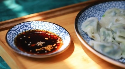 Light vs dark soy sauce: Know the basic difference (and when to use them) | Food-wine News - The Indian Express