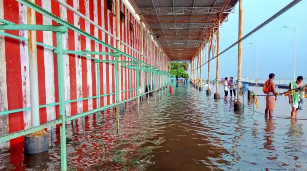 Tamil Nadu Rains: Red Alert In Five Districts; Schools, Colleges Shut ...