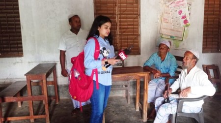 Samriddhi K Sakunia reporting from Chamtila mosque, Panisangar area. (Twitter/Samriddhi K Sakunia)