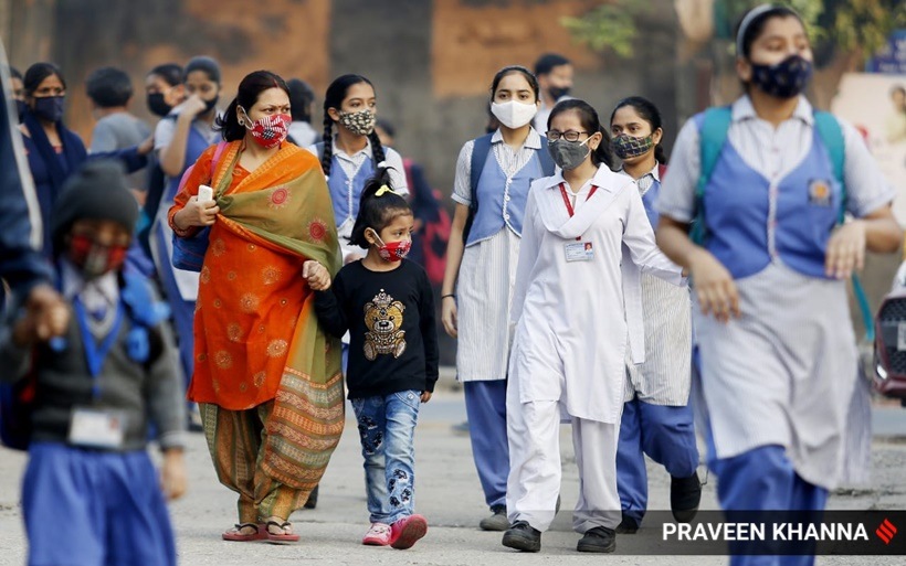 Long Break Ends: Delhi Schools Reopen For All Classes From Monday ...