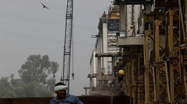 Delhi: 2.95 lakh construction workers get Rs 5,000