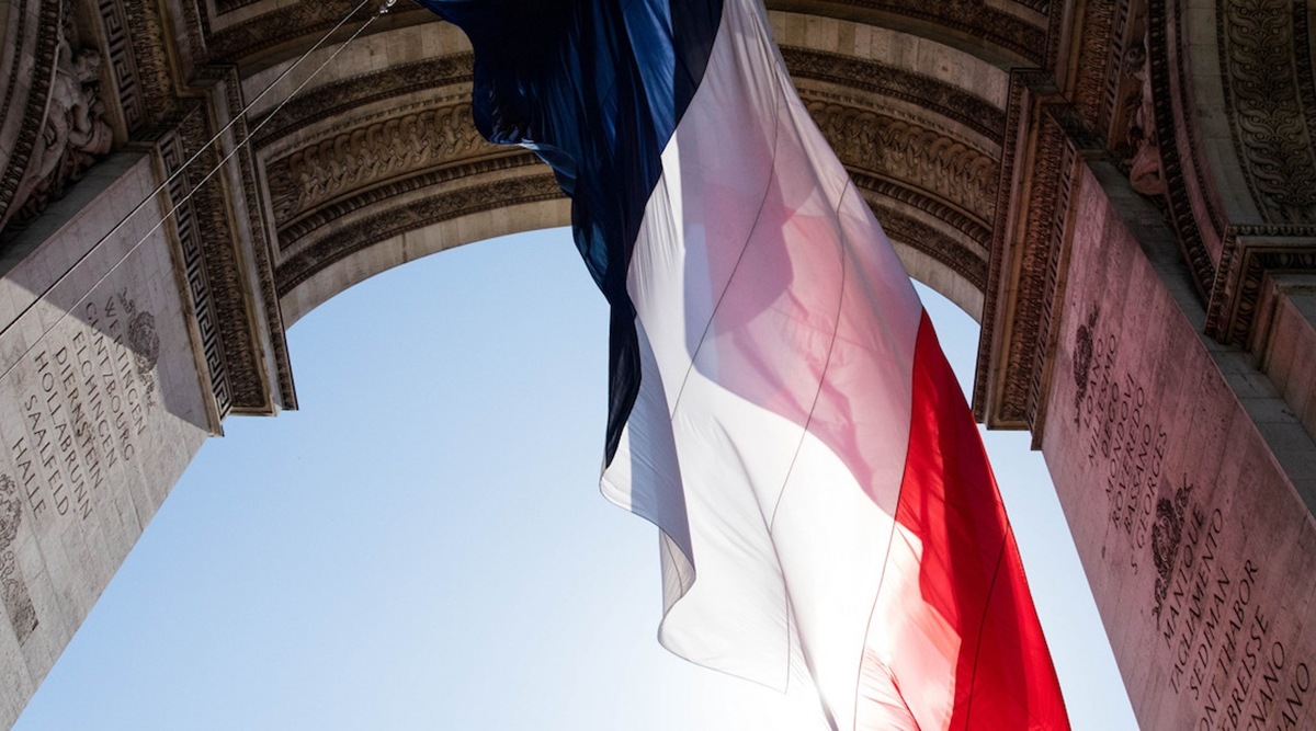 An image of the current French flag shared by Elysée Palace on their official website.