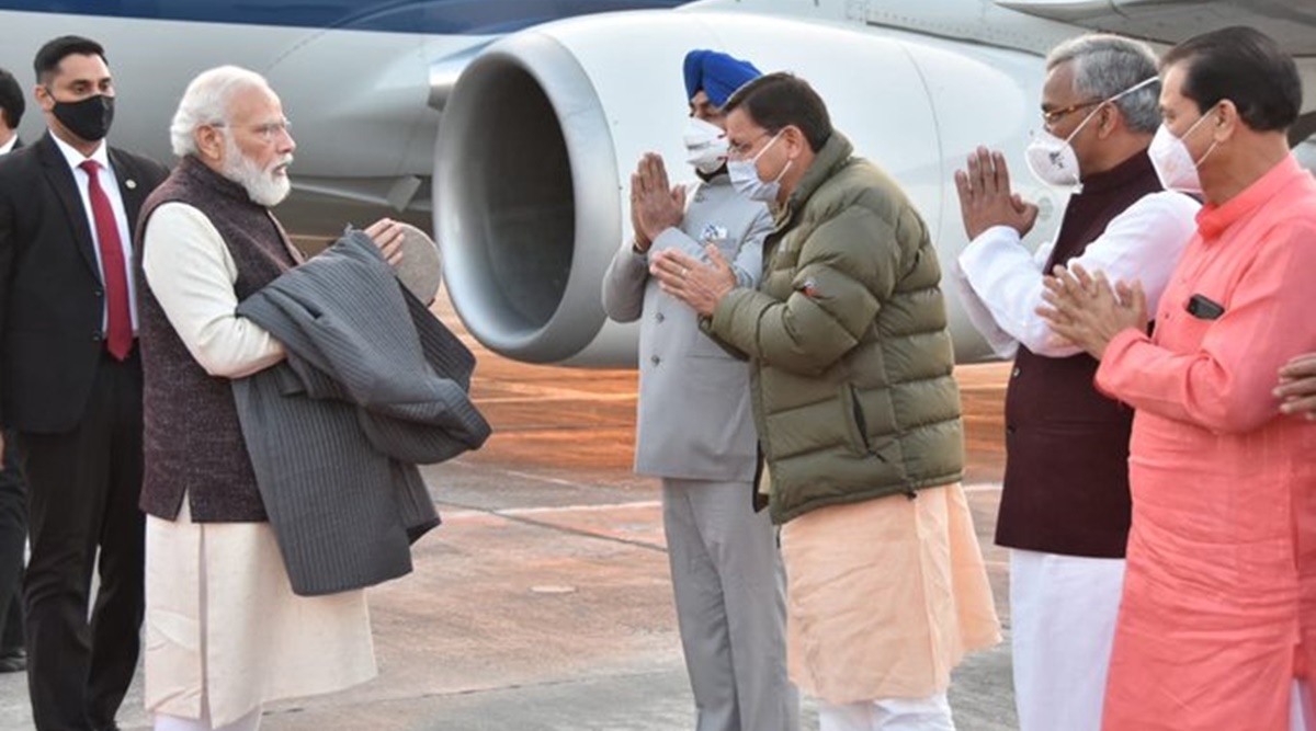 Modi in kedarnath, Prime minister narendra modi, Kedarnath shrine, PM Modi kedarnath visit, Uttarakhand CM Pushkar Dhami, PM Modi news, India news, Indian express