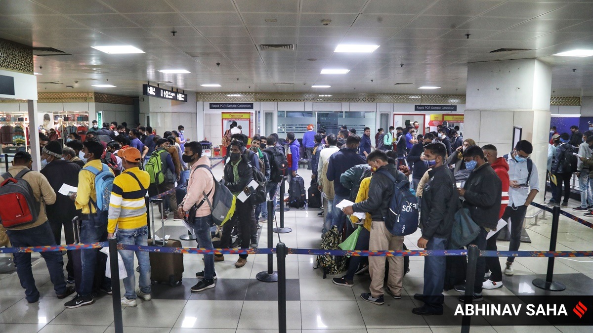 According to the order, if passengers repeatedly refuse to wear masks and do not follow Covid protocols, they will be deboarded ahead of flight. (Express Photo by Abhinav Saha)