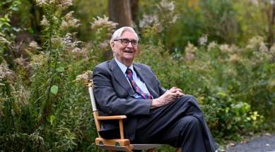 American biologist E.O. Wilson