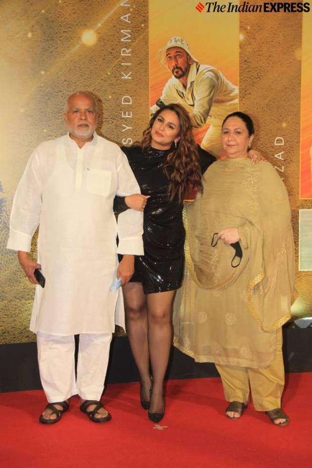 huma qureshi with family