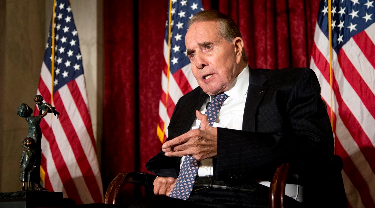 Bob Dole announced in February 2021 that he'd been diagnosed with stage 4 lung cancer. (AP/File)