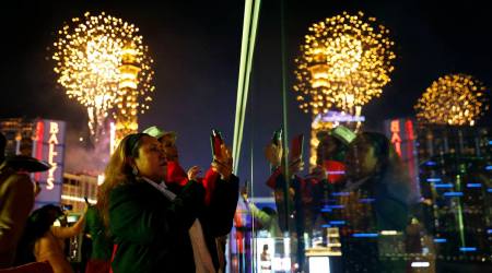 New Year's fireworks, New Year's fireworks Las Vegas, New Year's fireworks US covid-19