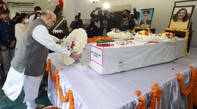 Politicians, bureaucrats & civilians pay last respects to General Bipin ...