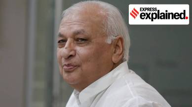 Kerala, Kerala news, Kerala Governor vs CM, Arif Mohammed Khan, Kerala chancellor of universities, Pinarayi Vijayan, Arif Mohammed Khan Pinarayi Vijayan row, indian express