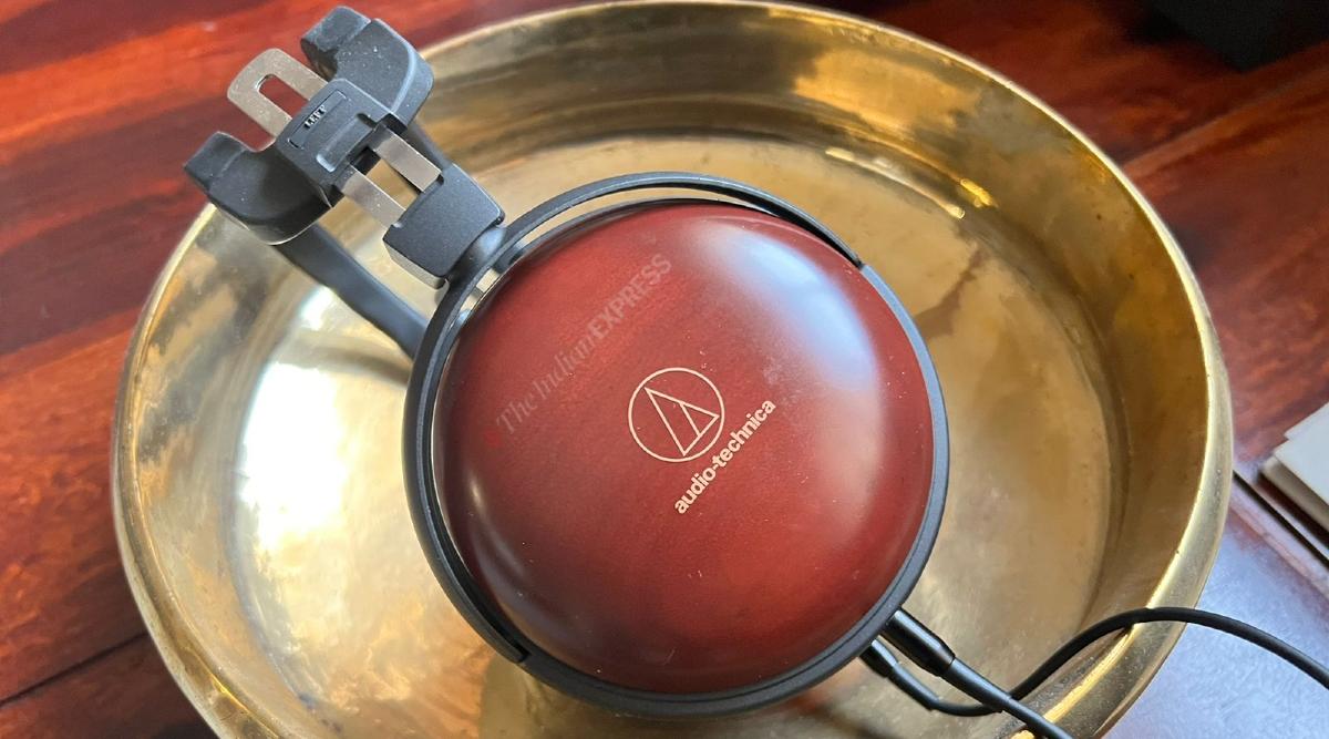 Audio technica AWAS review, Audio technica AWAS, Audio technica headphones, headphones,