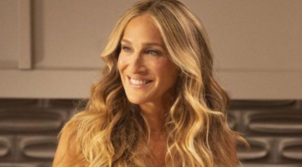 Carrie Bradshaw's Fendi Baguette Is Back in 'And Just Like That' Episode 9