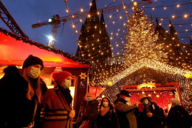Christmas markets around the world, christmas markets Paris, christmas markets germany, christmas markets austria