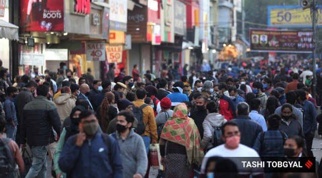 Delhi markets had been witnessing overcrowding recently. (Express Photo by Tashi Tobgyal/Representational)