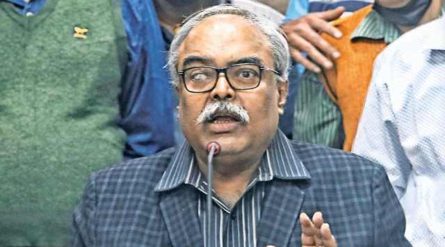 SEC chief Sourav Das at a press conference Monday.  (Photo: Partha Paul)