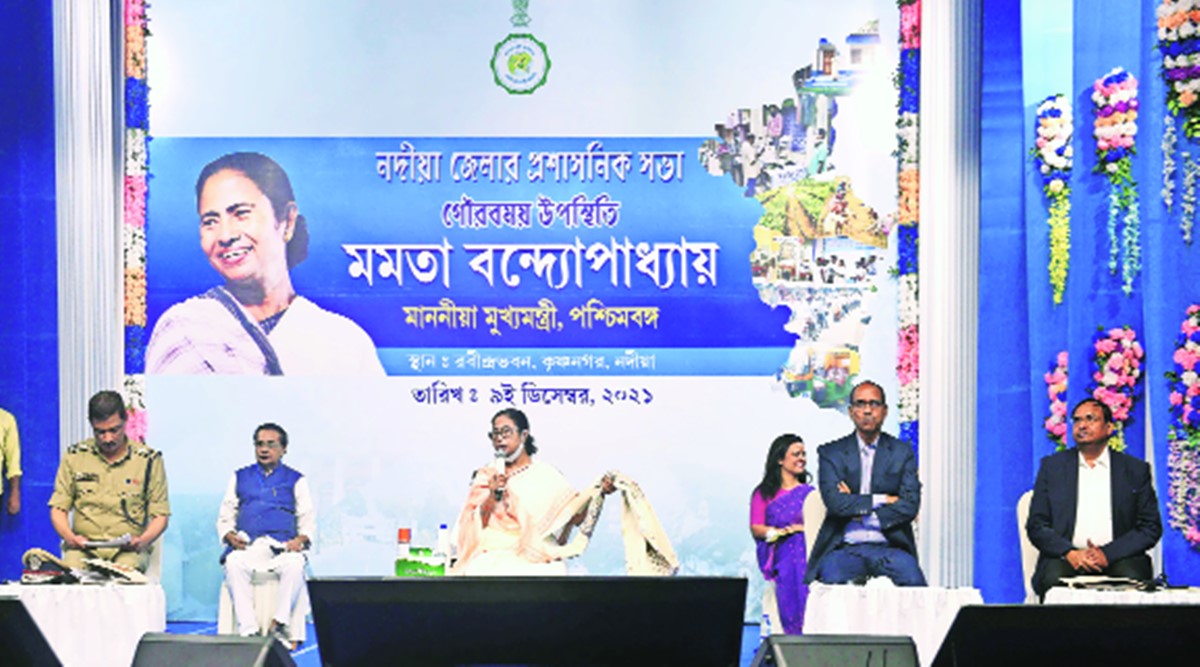 Mamata pulls up Mahua in public: party to decide who will contest ...