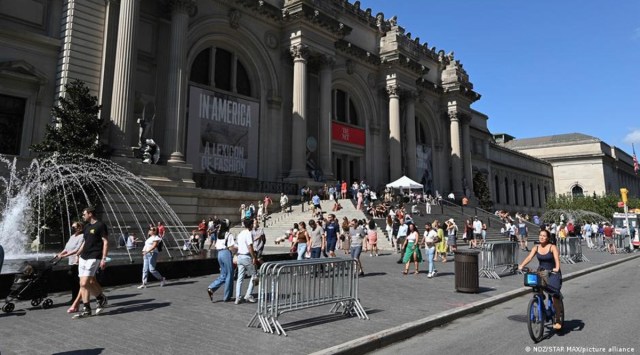 Metropolitan Museum of Art, Metropolitan Museum of Art Sackler family, Metropolitan Museum of Art New York