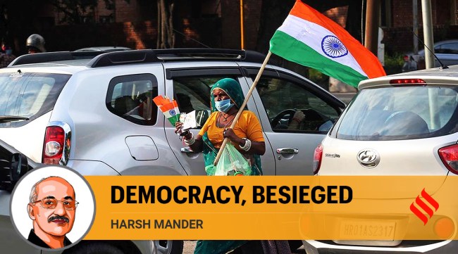 A woman selling the Indian Flag in Chandigarh. (Express photo by Kamleshwar Singh)